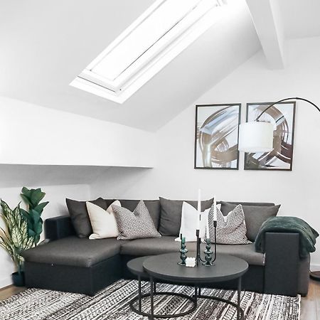 1 Bedroom Apartment Bradford City Centre Foster Square ภายนอก รูปภาพ