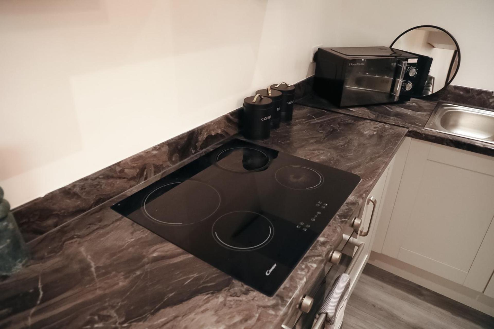 1 Bedroom Apartment Bradford City Centre Foster Square ภายนอก รูปภาพ