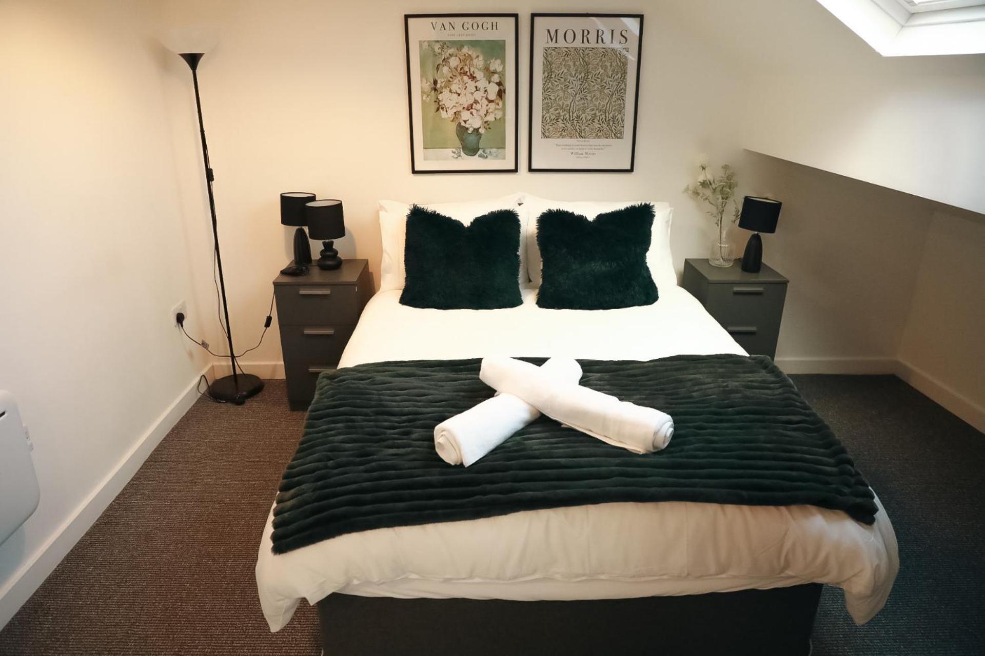 1 Bedroom Apartment Bradford City Centre Foster Square ภายนอก รูปภาพ